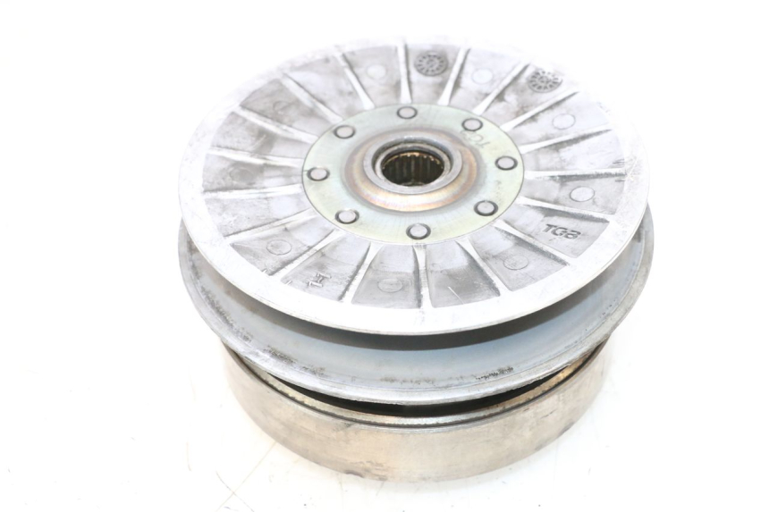 photo de EMBRAGUE PEUGEOT SATELIS COMPRESSOR K15 125 (2006 - 2009) - Primer plano técnico