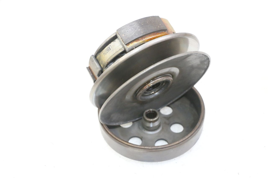 photo de EMBRAGUE PEUGEOT SATELIS 125 (2013 - 2018) - Detalles de los puntos de fijación