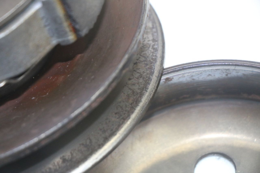 photo de EMBRAGUE PEUGEOT SATELIS 125 (2006 - 2009) - Otra perspectiva