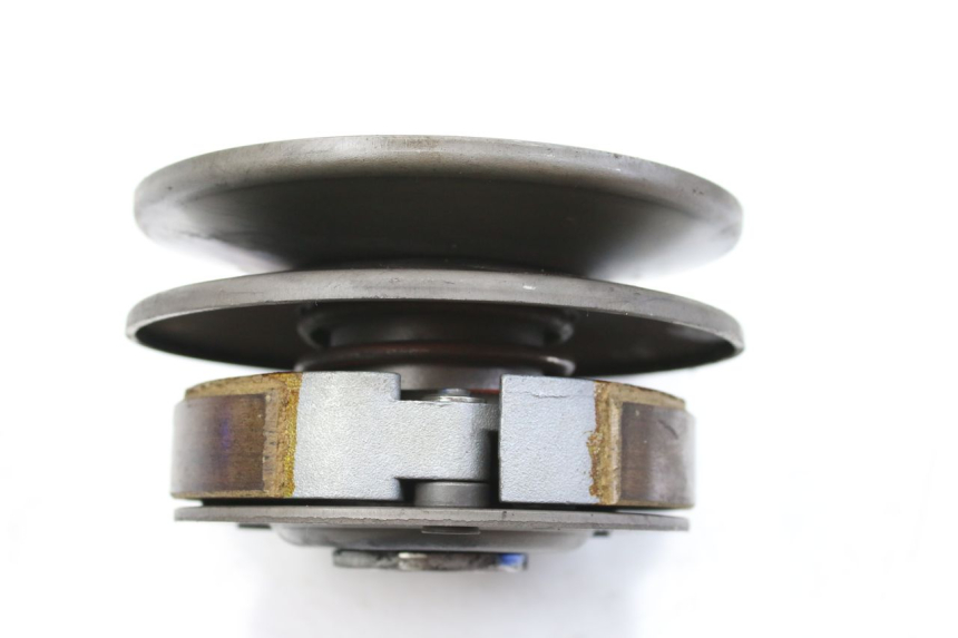 photo de EMBRAGUE KYMCO SENTO 100 (2008 - 2013) - Primer plano técnico