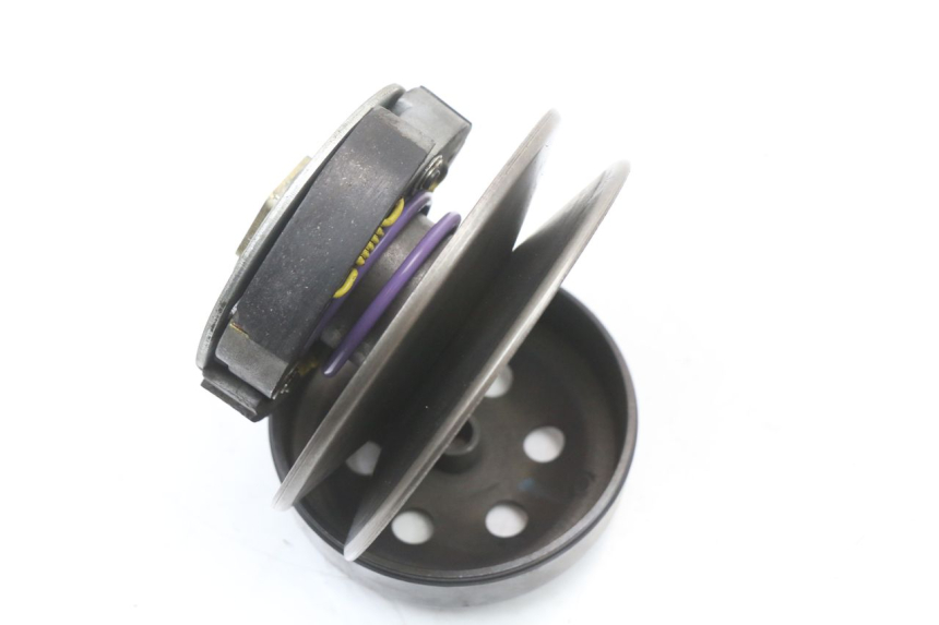 photo de EMBRAGUE APRILIA SR CARB LC 2T 50 (2004 - 2012) - Otra perspectiva