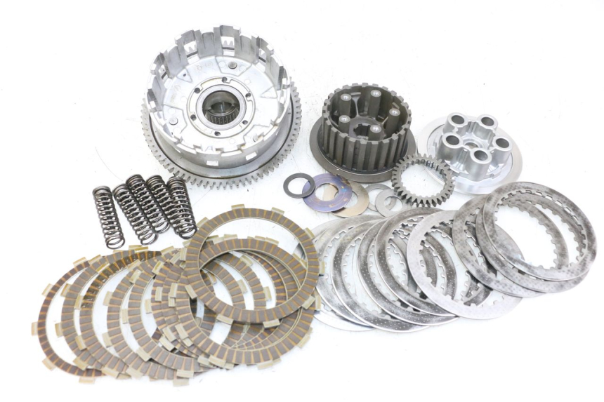 photo de EMBRAGUE SUZUKI GSR 750 (2011 - 2017) - Vista principal