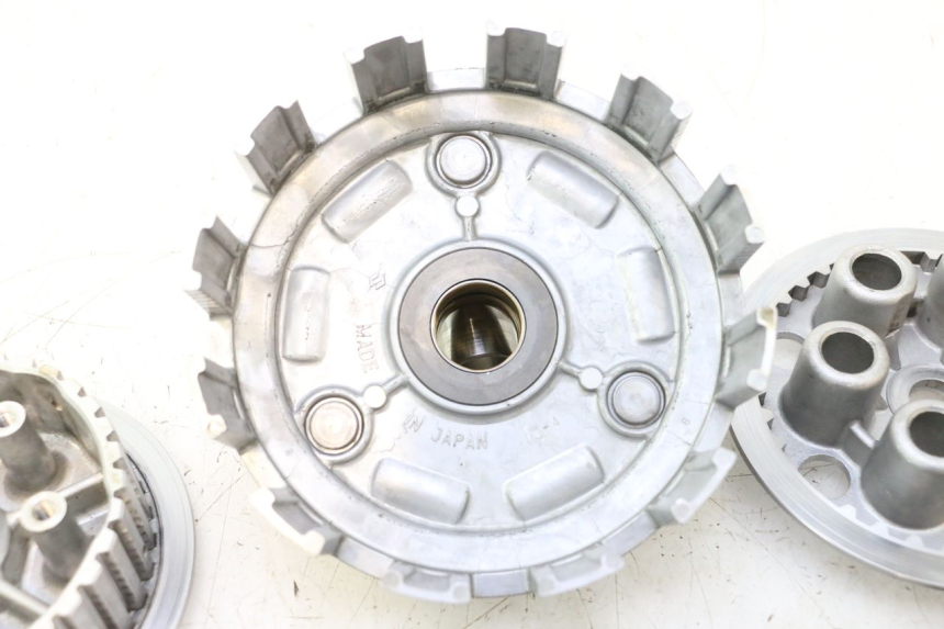 photo de EMBRAGUE SUZUKI SV S 650 (1999 - 2002) - Enfoque en la estructura