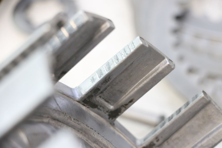 photo de EMBRAGUE SUZUKI SV S 650 (1999 - 2002) - Primer plano técnico