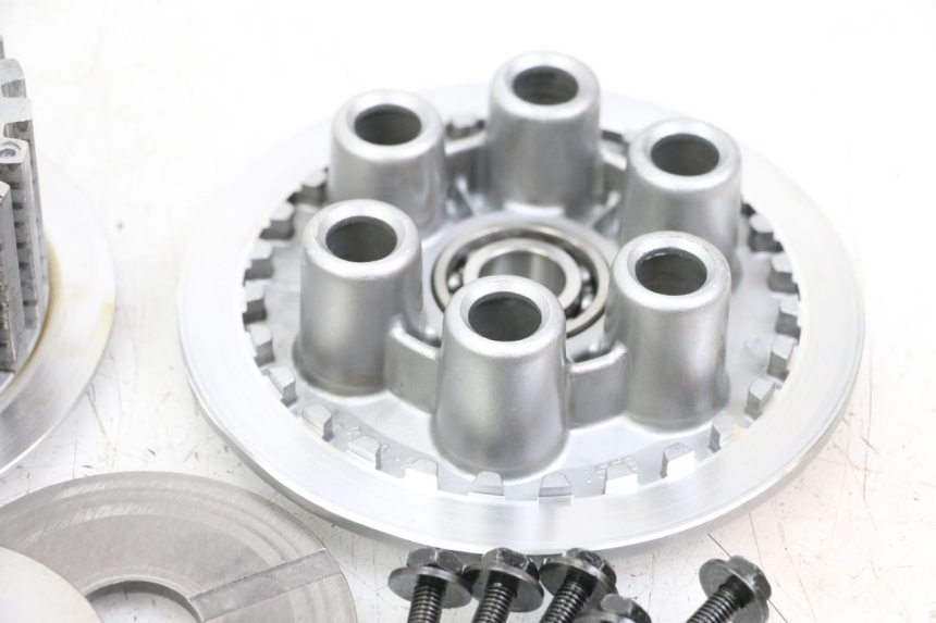 photo de EMBRAGUE YAMAHA TDM ABS 900 (2002 - 2014) - Ángulo de visión alternativo