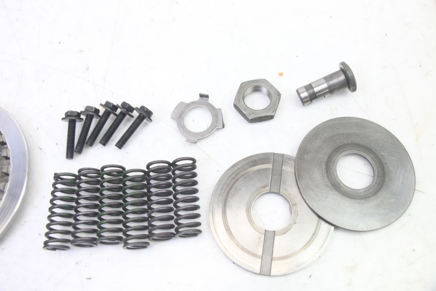 photo de EMBRAGUE YAMAHA TDM ABS 900 (2002 - 2014) - Marcados y referencias originales