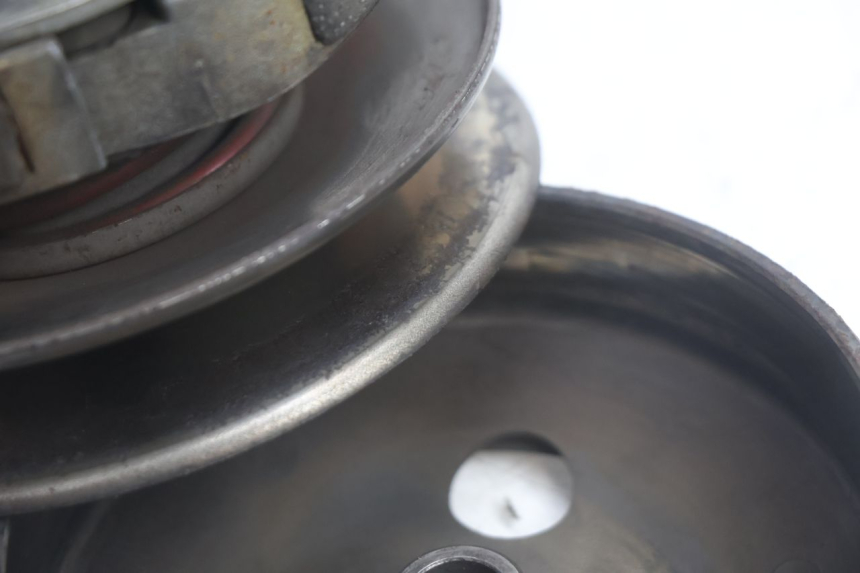 photo de EMBRAGUE PEUGEOT TREKKER 50 (1995 - 2004) - Zoom estado de uso