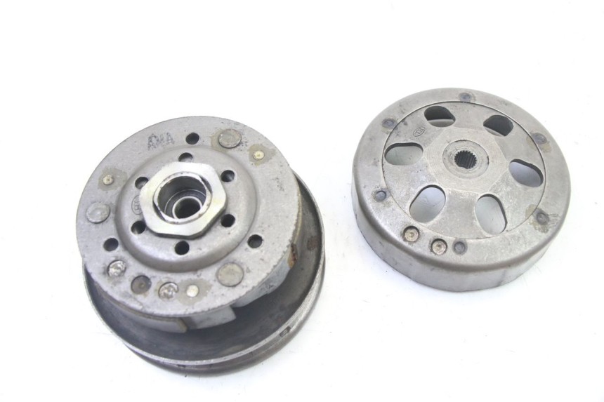 photo de EMBRAGUE PEUGEOT TWEET 4T 50 (2014 - 2019) - Otra perspectiva