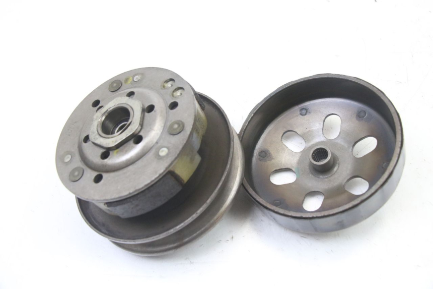 photo de EMBRAGUE PEUGEOT TWEET PRO CARGO 50 (2018 - 2022) - Detalle de la pieza