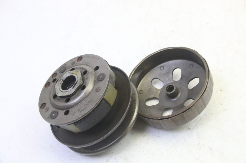 photo de EMBRAGUE PEUGEOT TWEET PRO EFI 4T 50 (2021 - 2022) - Vista principal