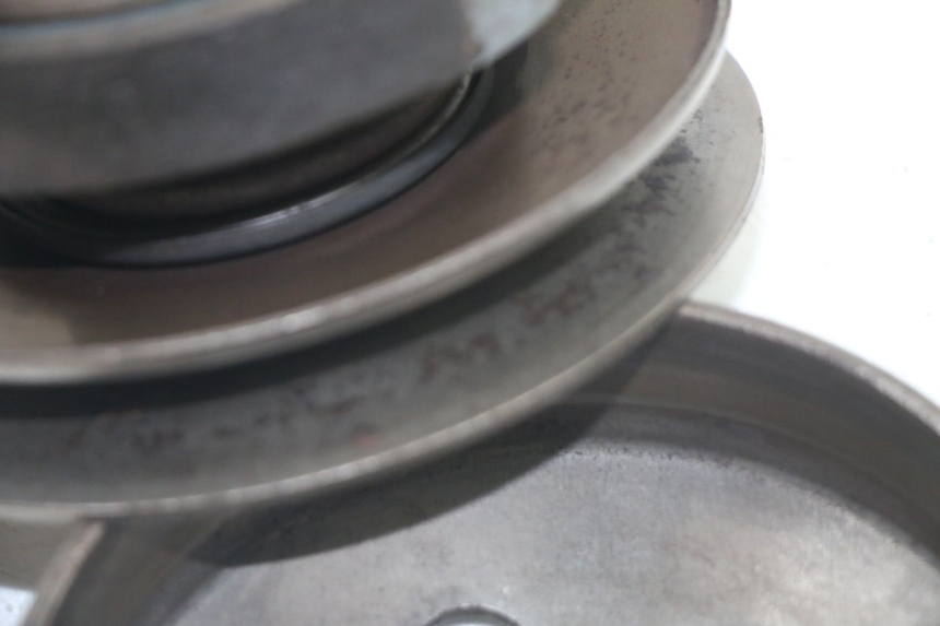 photo de EMBRAGUE PEUGEOT V-CLIC VCLIC 50 (2007 - 2013) - Primer plano técnico