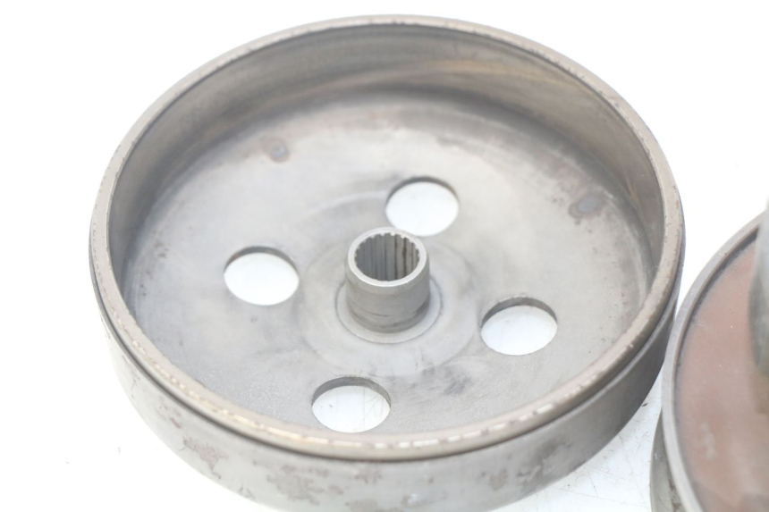 photo de EMBRAGUE PIAGGIO VESPA GTS IGET ABS 125 (2017 - 2023) - Estado de la superficie y material