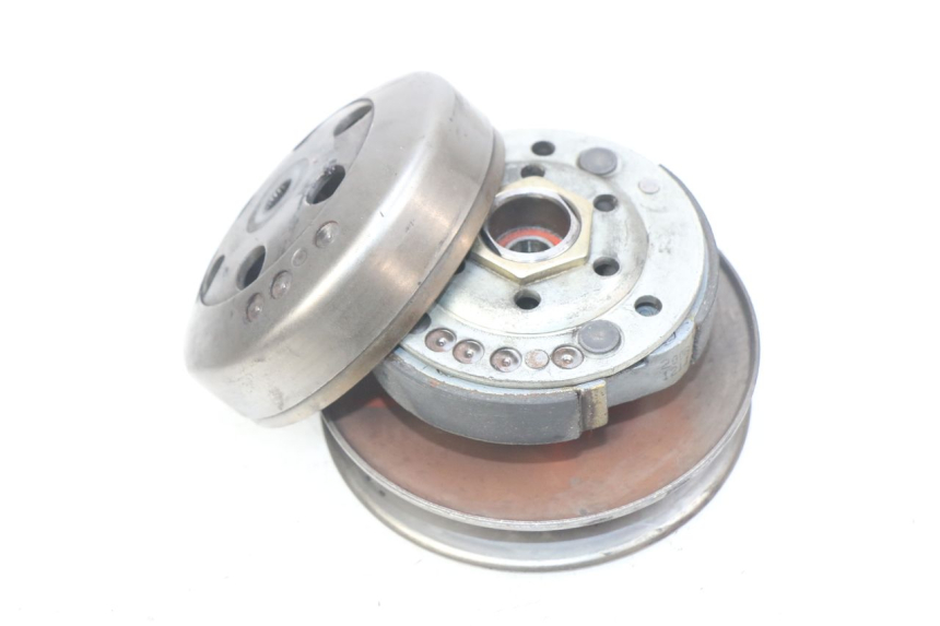 photo de EMBRAGUE PIAGGIO VESPA PRIMAVERA 2T 50 (2013 - 2018) - Vista principal