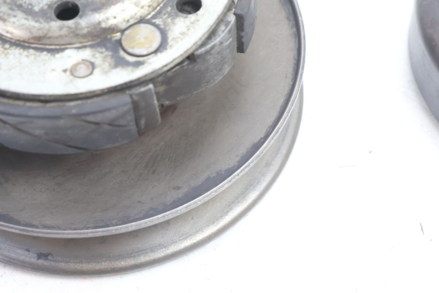 photo de EMBRAGUE PIAGGIO VESPA PRIMAVERA 2T 50 (2013 - 2018) - Detalles de los puntos de fijación
