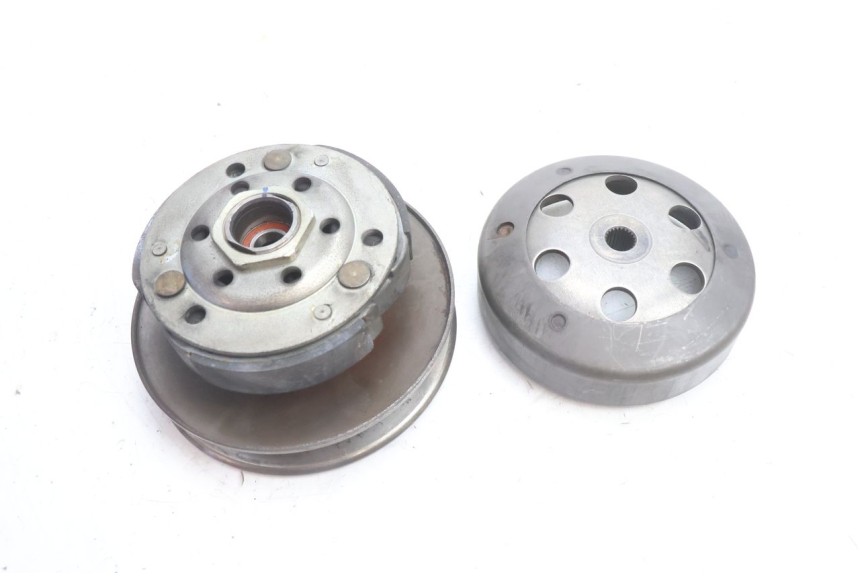 photo de EMBRAGUE PIAGGIO VESPA S 2T 50 (2007 - 2014) - Detalles de los puntos de fijación