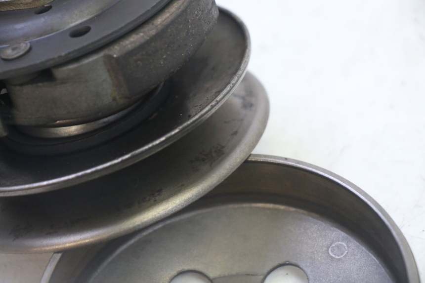 photo de EMBRAGUE GTS VICI 4T 50 (2020 - 2025) - Vista general del producto