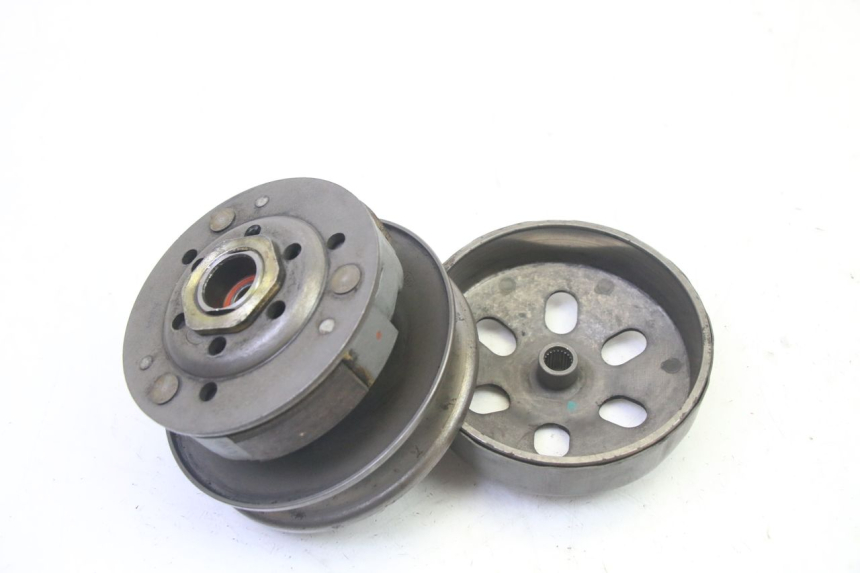 photo de EMBRAGUE PEUGEOT VIVACITY NEW 4T 50 (2008 - 2017) - Detalle de la pieza