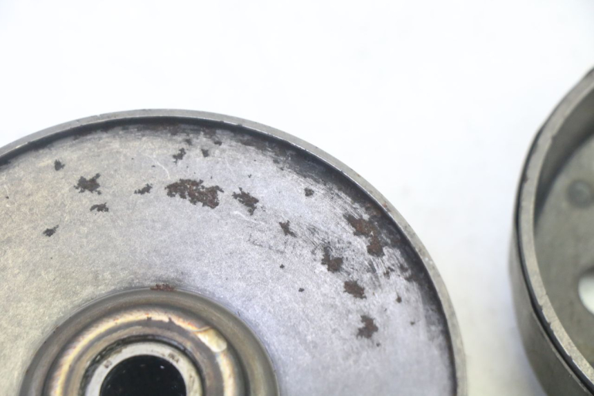 photo de EMBRAGUE PEUGEOT VIVACITY NEW 4T 50 (2008 - 2017) - Detalles de los puntos de fijación