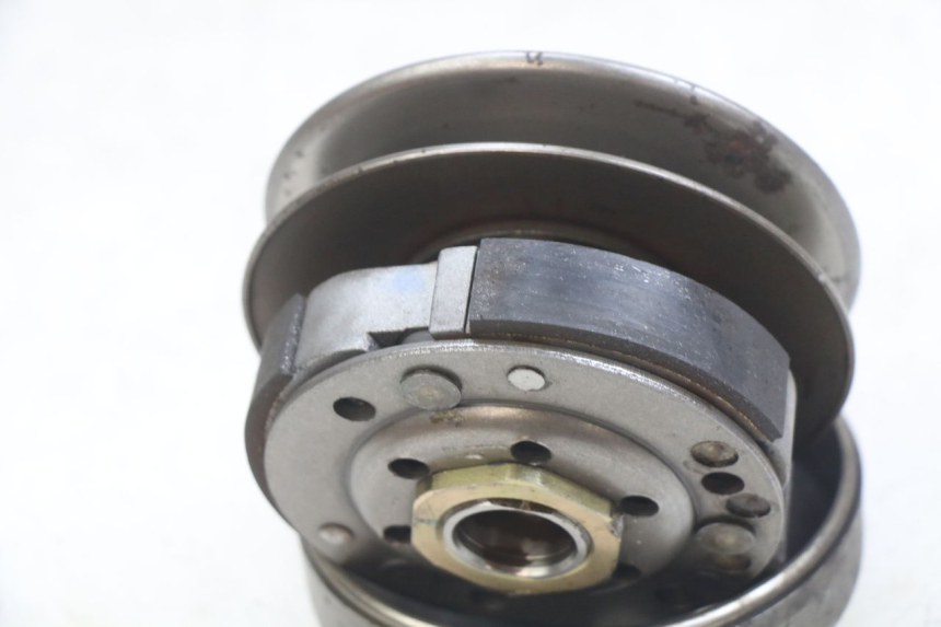 photo de EMBRAGUE PEUGEOT VIVACITY 50 (2004 - 2009) - Otra perspectiva