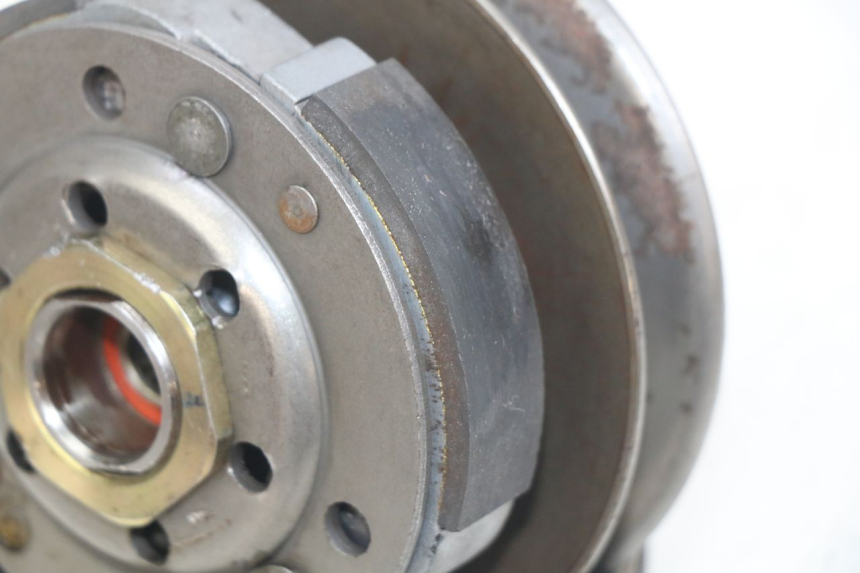 photo de EMBRAGUE PEUGEOT VIVACITY 50 (2004 - 2009) - Estado de la superficie y material