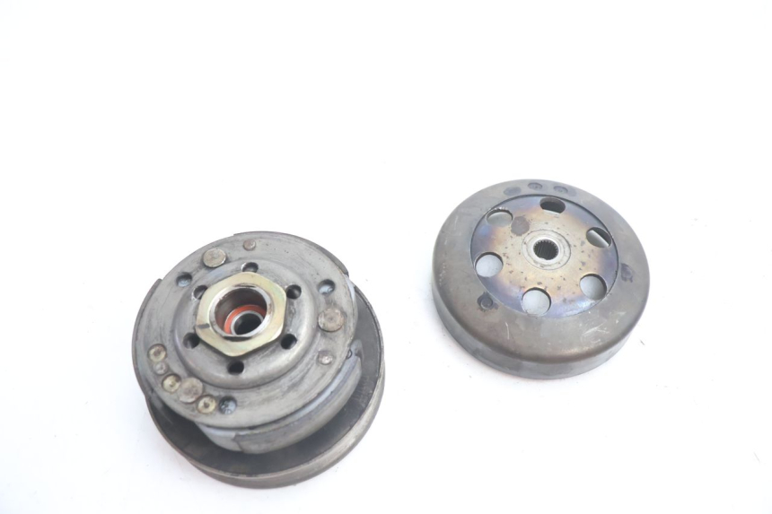 photo de EMBRAGUE PEUGEOT VIVACITY 50 (2004 - 2009) - Primer plano técnico