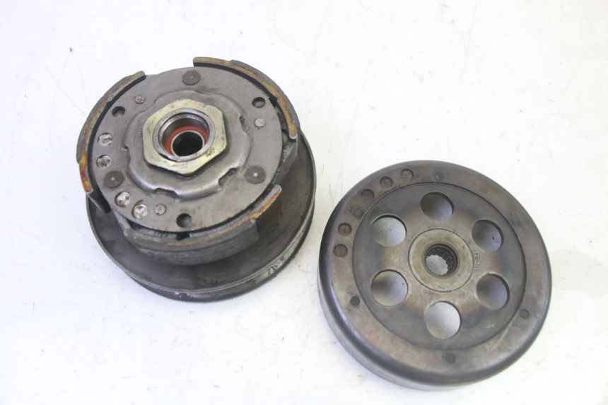 photo de EMBRAGUE YAMAHA XMAX X-MAX 125 (2006 - 2009) - Detalle de la pieza