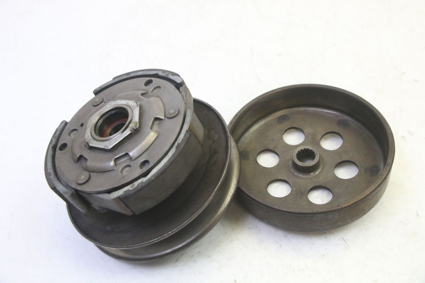 photo de EMBRAGUE YAMAHA X-MAX XMAX 125 (2010 - 2013) - Vista principal