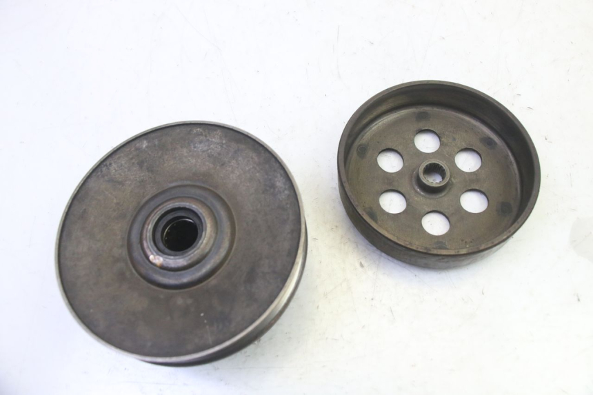 photo de EMBRAGUE YAMAHA X-MAX XMAX 125 (2010 - 2013) - Detalles de los puntos de fijación