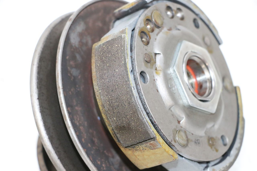 photo de EMBRAGUE YAMAHA XMAX X-MAX 125 (2006 - 2009) - Estado de la superficie y material