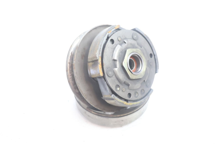 photo de EMBRAGUE YAMAHA XMAX X-MAX 125 (2006 - 2009) - Detalles de los puntos de fijación