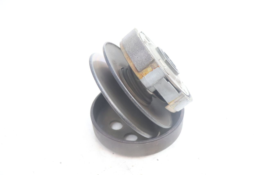 photo de EMBRAGUE YAMAHA X-MAX XMAX 125 (2010 - 2013) - Primer plano técnico