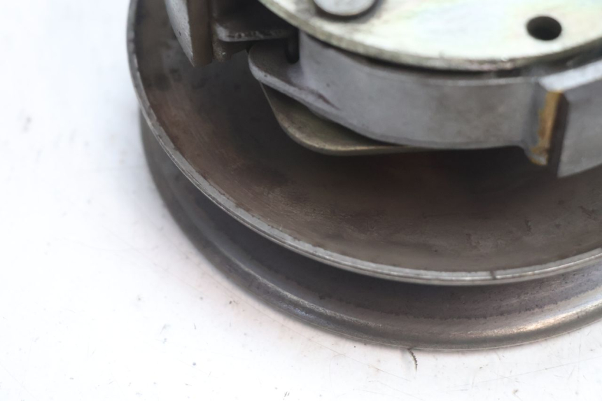 photo de EMBRAGUE PIAGGIO X8 STREET 125 (2006 - 2007) - Primer plano técnico