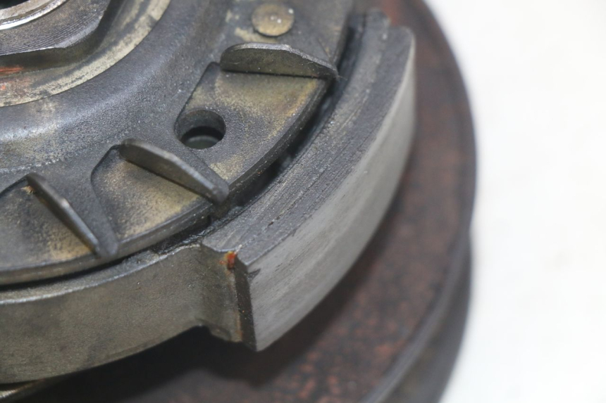 photo de EMBRAGUE PIAGGIO XEVO - X EVO 125 (2007 - 2017) - Detalles de los puntos de fijación