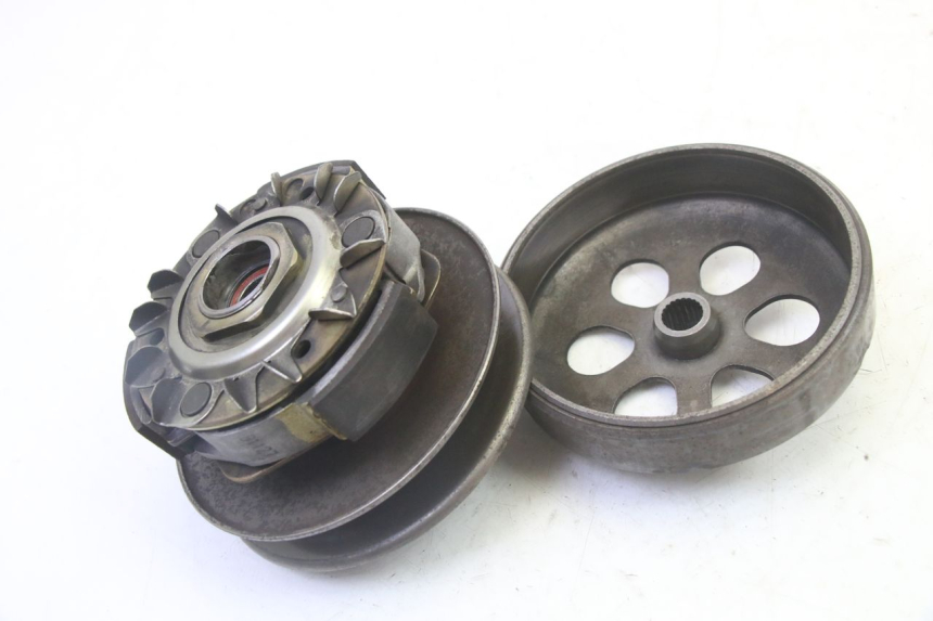 photo de EMBRAGUE PIAGGIO XEVO - X EVO 125 (2007 - 2017) - Detalle de la pieza