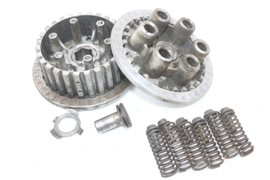 photo de EMBRAGUE YAMAHA XJ F 900 (1983 - 1994) - Zoom sobre los componentes