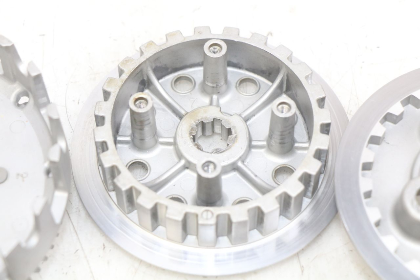 photo de EMBRAGUE PEUGEOT XP6 50 (2006 - 2011) - Detalle de la pieza