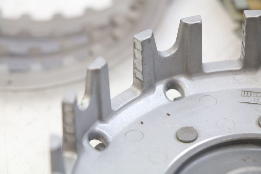 photo de EMBRAGUE PEUGEOT XP6 50 (2006 - 2011) - Recambio usado revisado