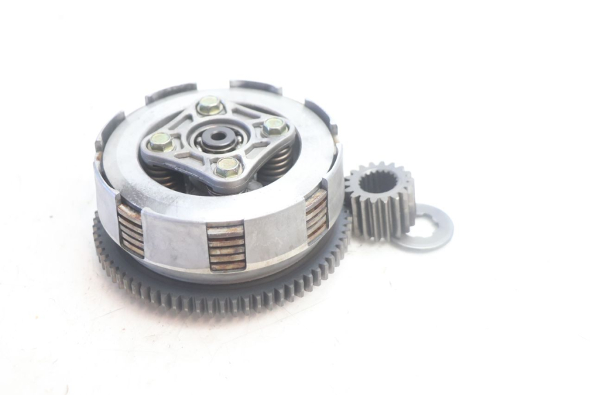 photo de EMBRAGUE SMC XROAD 150 - Características distintivas