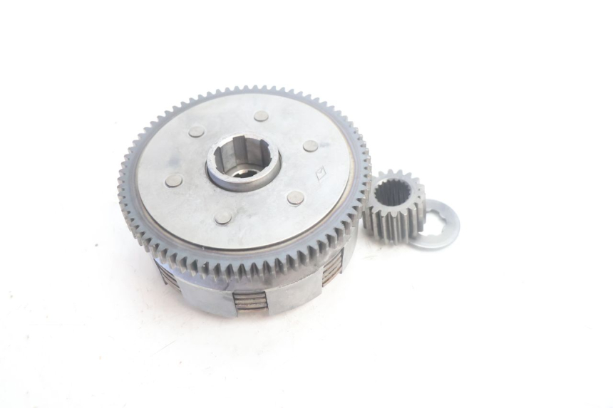 photo de EMBRAGUE SMC XROAD 150 - Zoom sobre los componentes