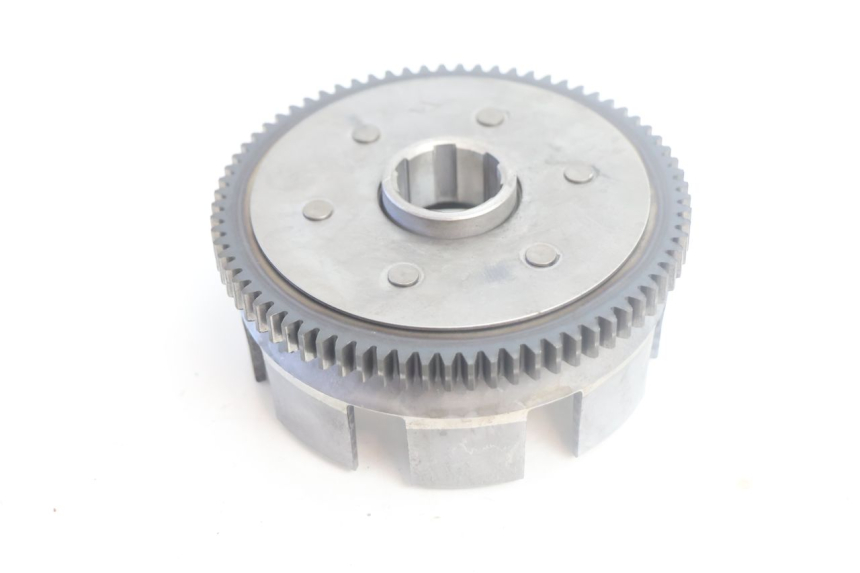 photo de EMBRAGUE SMC XROAD 150 - Primer plano técnico