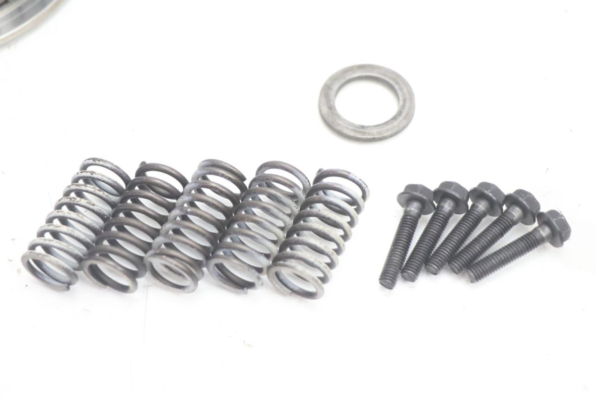 photo de EMBRAGUE HONDA XRV AFRICA TWIN 750 (1990 - 1992) - Primer plano de alta resolución