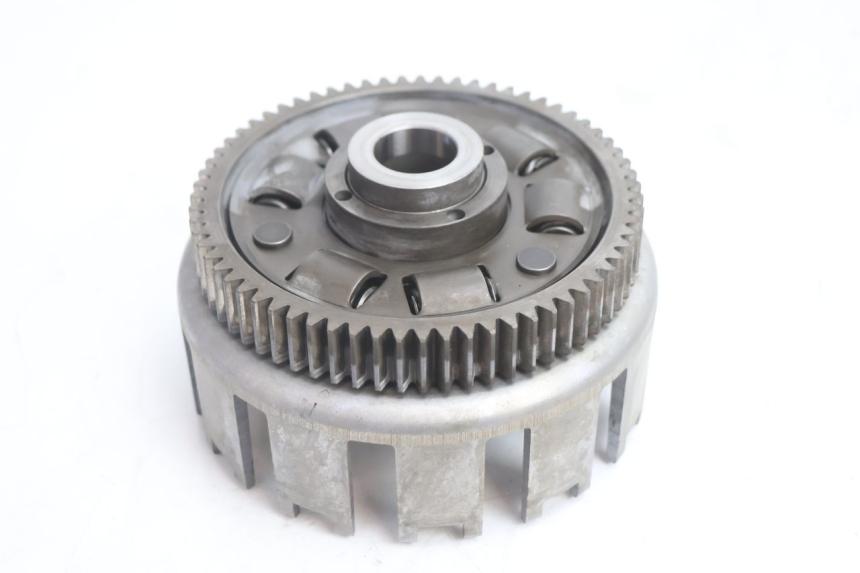 photo de EMBRAGUE HONDA XRV AFRICA TWIN 750 (1990 - 1992) - Primer plano técnico