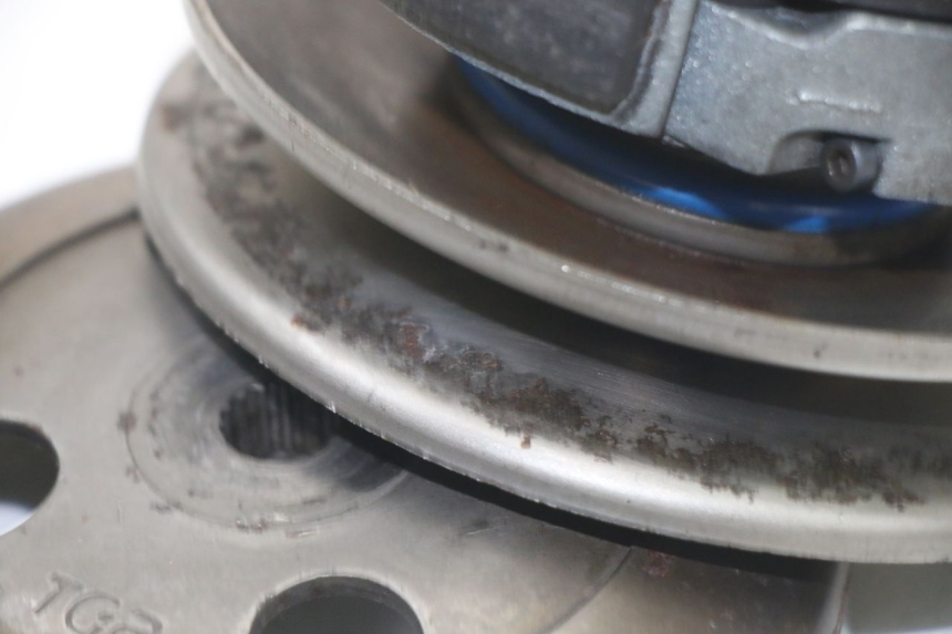 photo de EMBRAGUE YAMAHA AEROX 50 (1997 - 2006) - Otra perspectiva