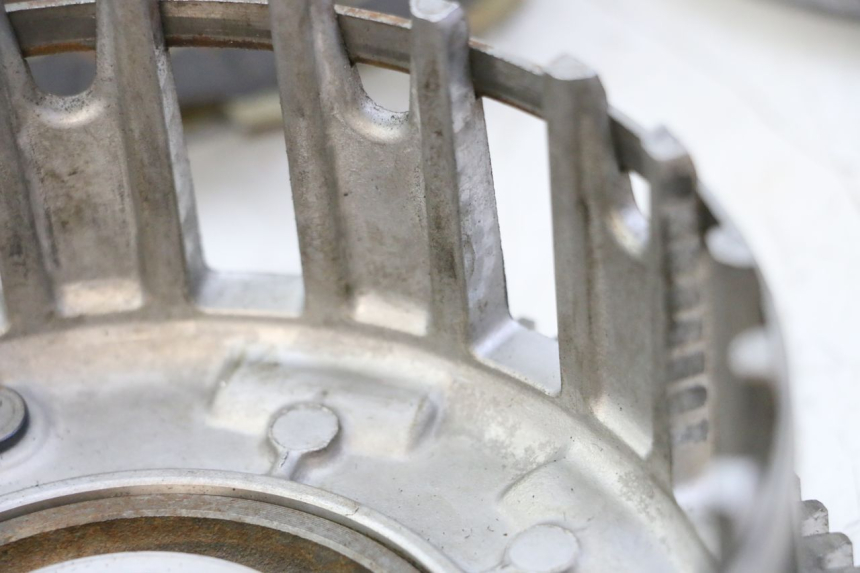 photo de EMBRAGUE YAMAHA FZ6 FAZER S2 600 (2007 - 2011) - Detalles de los puntos de fijación