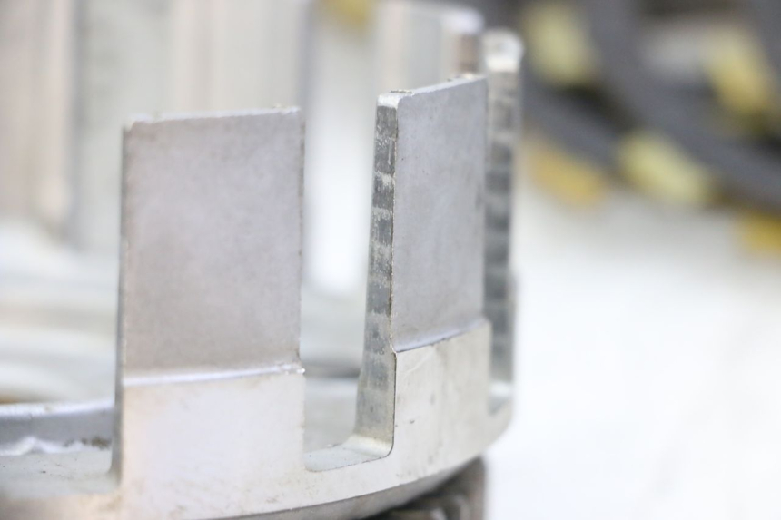 photo de EMBRAGUE YAMAHA YZ-F YZF 250 (2007 - 2013) - Características distintivas