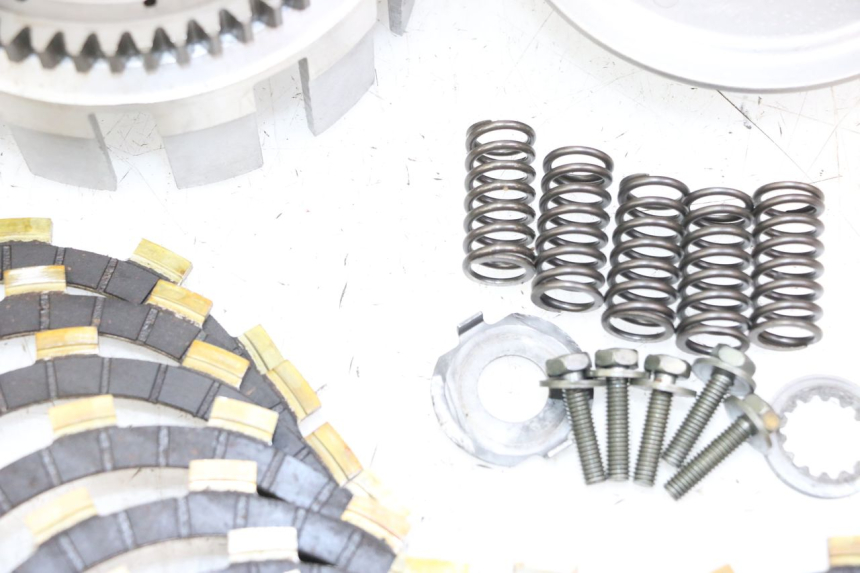 photo de EMBRAGUE YAMAHA YZ-F YZF 250 (2007 - 2013) - Inspección visual detallada