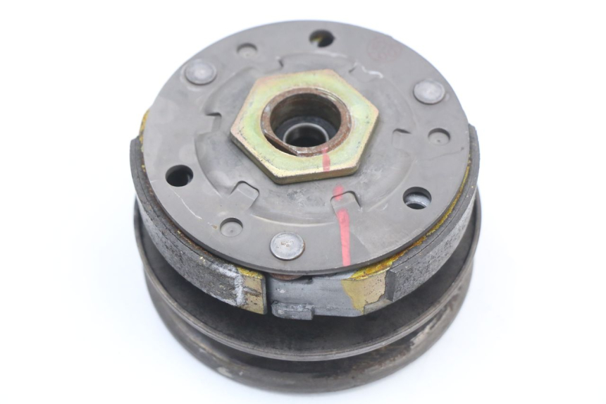 photo de EMBRAGUE YAMAHA YE ZEST 50 (1992 - 1998) - Primer plano técnico