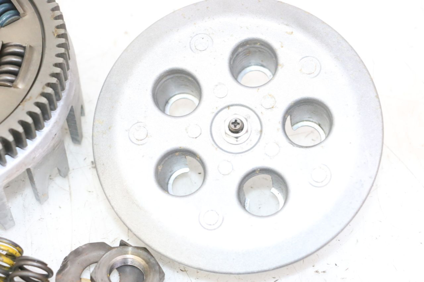 photo de EMBRAGUE YAMAHA YFM R RAPTOR 250 (2008 - 2014) - Detalles de los puntos de fijación