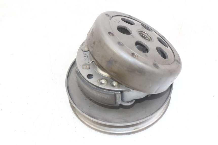 photo de EMBRAGUE YAMAHA YP MAJESTY 125 (2007 - 2010) - Primer plano técnico