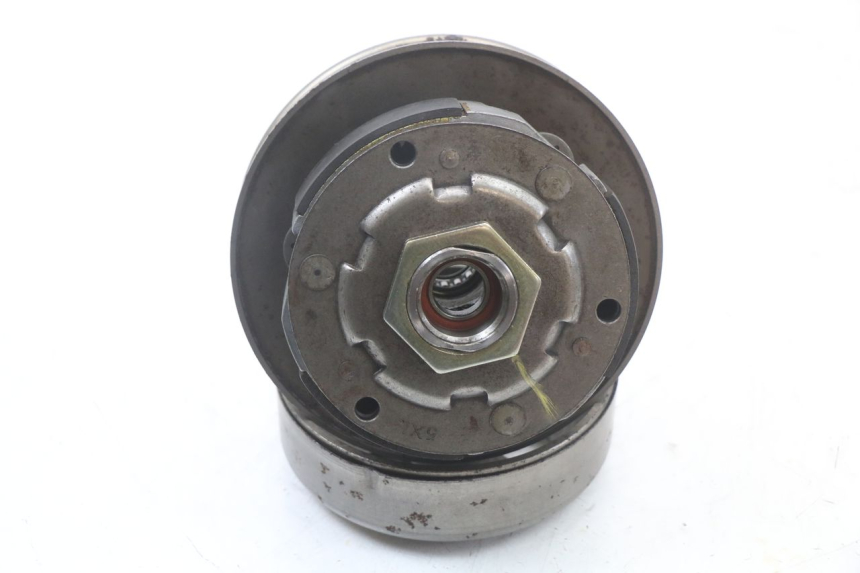 photo de EMBRAGUE YAMAHA YP MAJESTY 125 (2002 - 2006) - Otra perspectiva